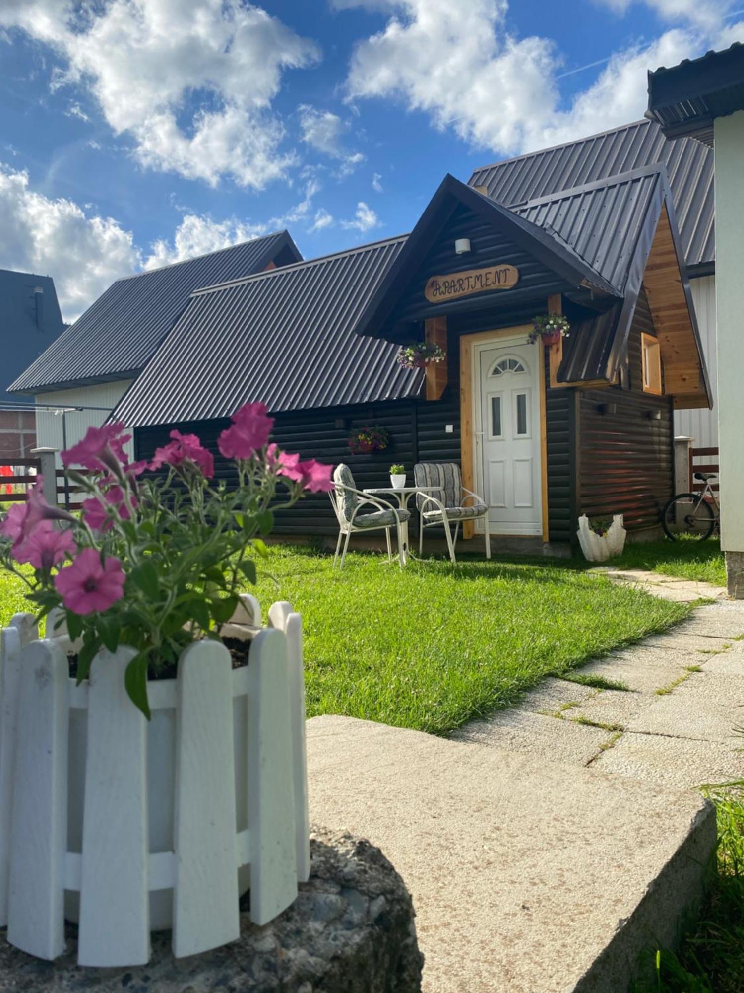 Apartment & Rooms Sweet Dreams Žabljak Екстериор снимка